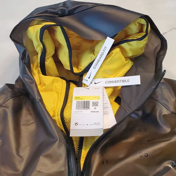 Nike Sportswear TECH Pack Down Fill 2 Piece Jacket Parka Convertible - Picture 5 of 16